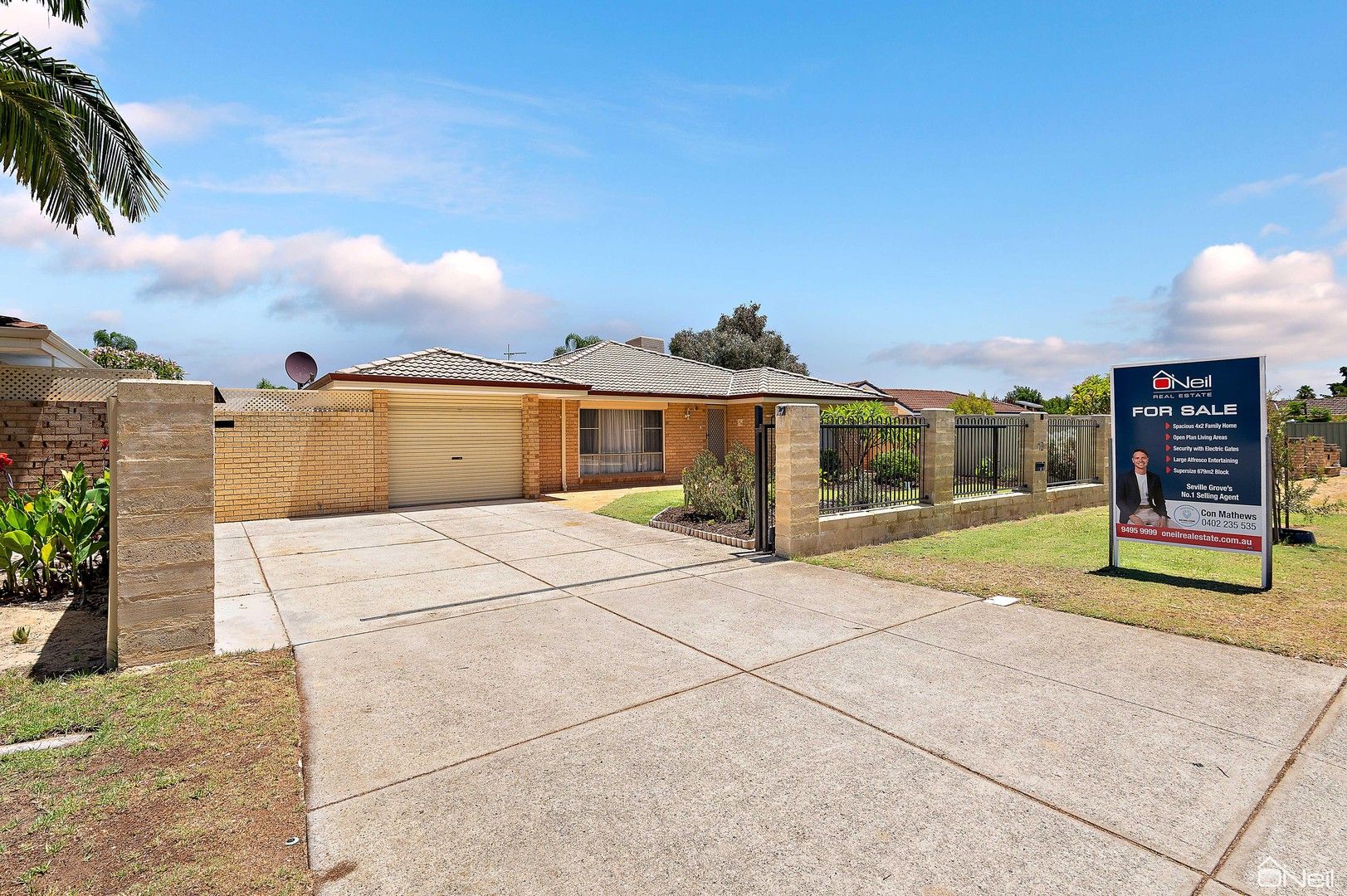 4 bedrooms House in 13 Braemore Street SEVILLE GROVE WA, 6112