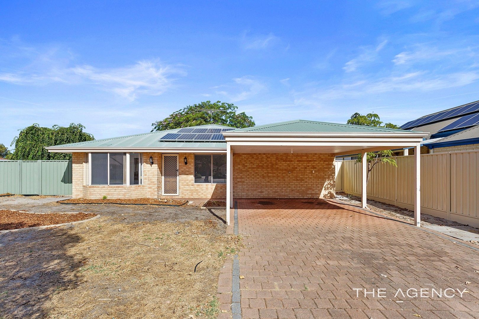 4 bedrooms House in 16 Copeland Drive REDCLIFFE WA, 6104