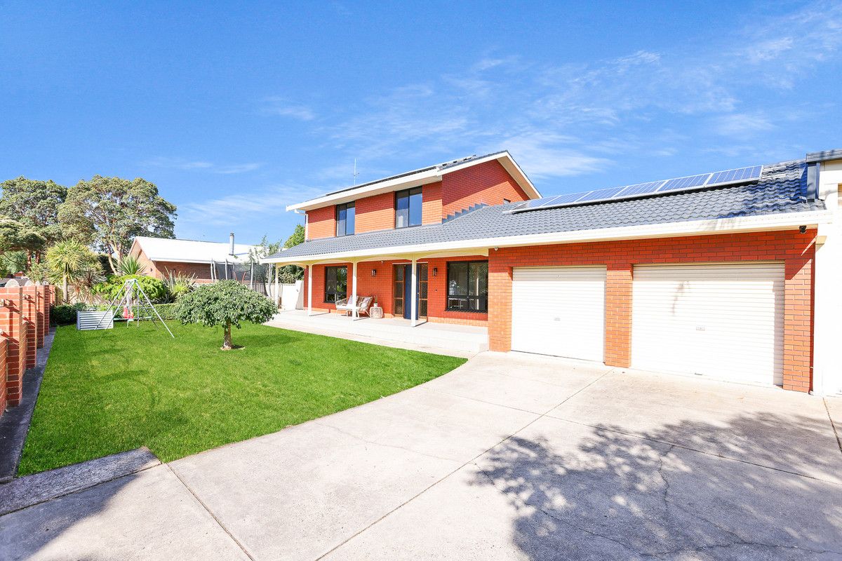 4 bedrooms House in 6 Julie Court SALE VIC, 3850