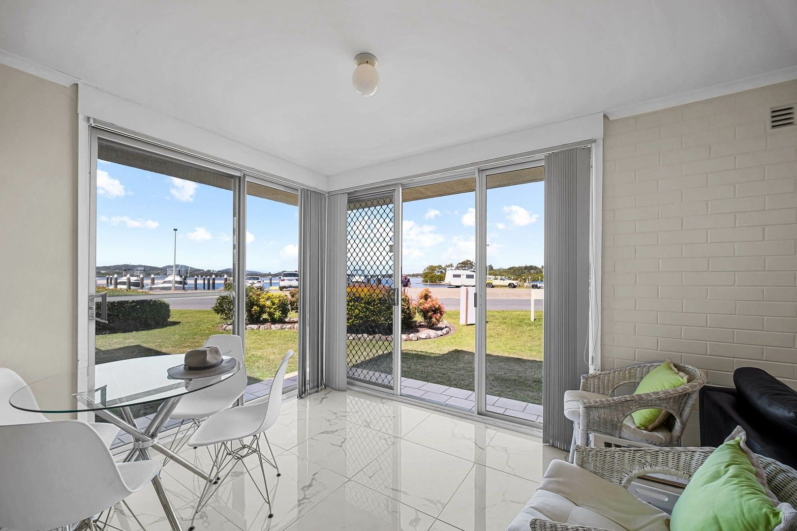 Unit 1/9 Point Rd, Tuncurry NSW 2428, Image 0