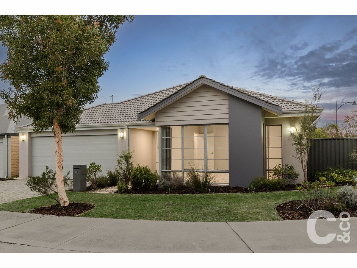 4 bedrooms House in 25 Huntington Avenue WELLARD WA, 6170