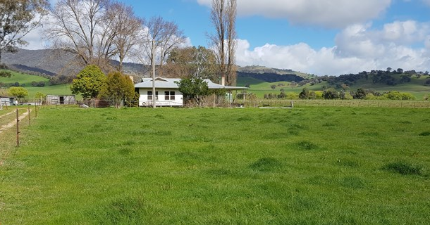 56 Tallangatta Creek Road, Tallangatta Valley VIC 3701