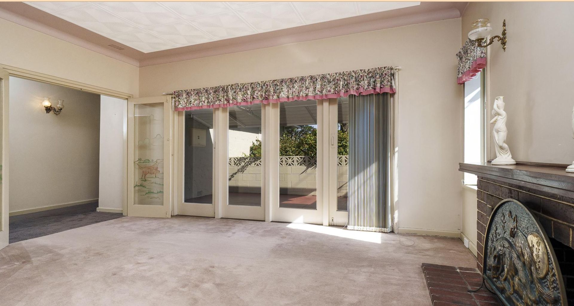 2 Leeder Street, Glendalough WA 6016 House For Rent 800 Domain