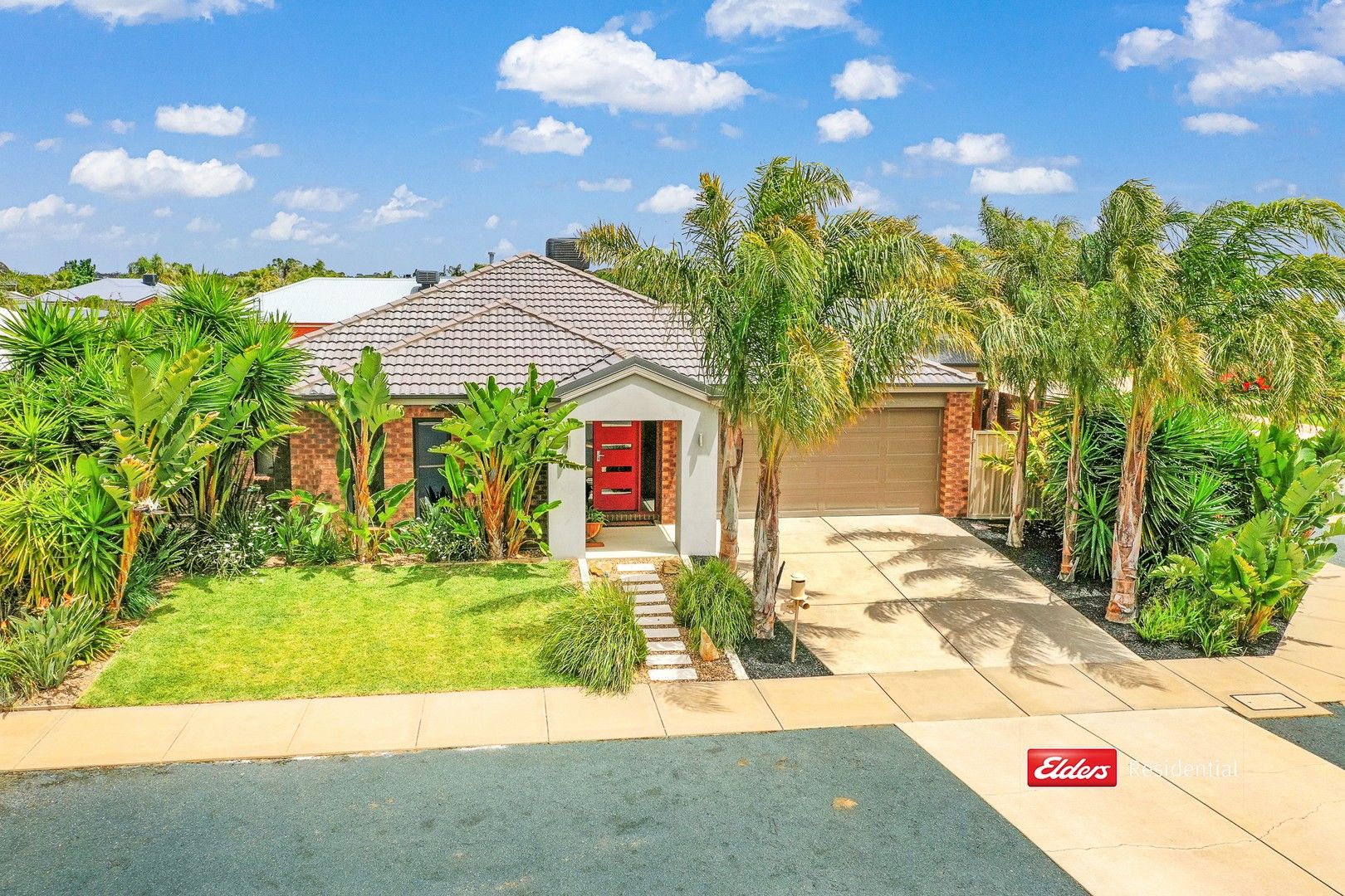 4 bedrooms House in 4 Aidion Place ECHUCA VIC, 3564
