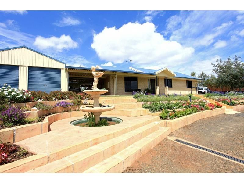 537 Gooburrum Road, Welcome Creek QLD 4670, Image 2