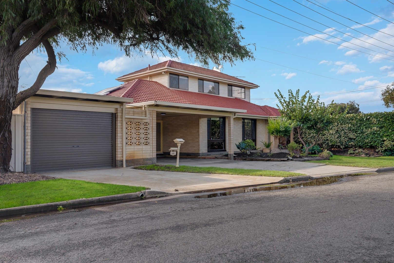 4 bedrooms House in 22 Santiago Street WEST LAKES SHORE SA, 5020