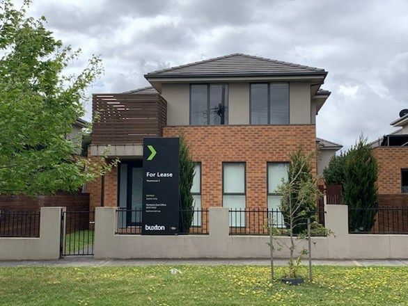 3 bedrooms Townhouse in 3/31-35 Wickham Road HAMPTON EAST VIC, 3188