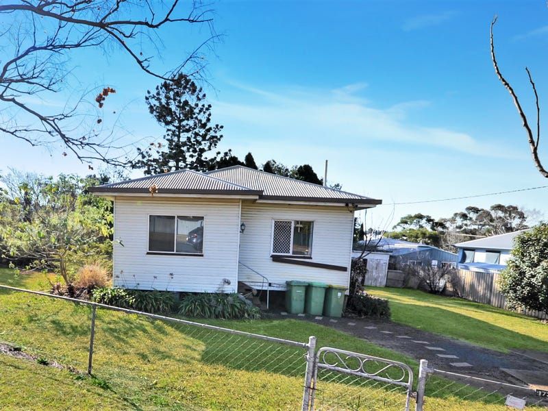 2 bedrooms House in 173 Jellicoe Street NEWTOWN QLD, 4350