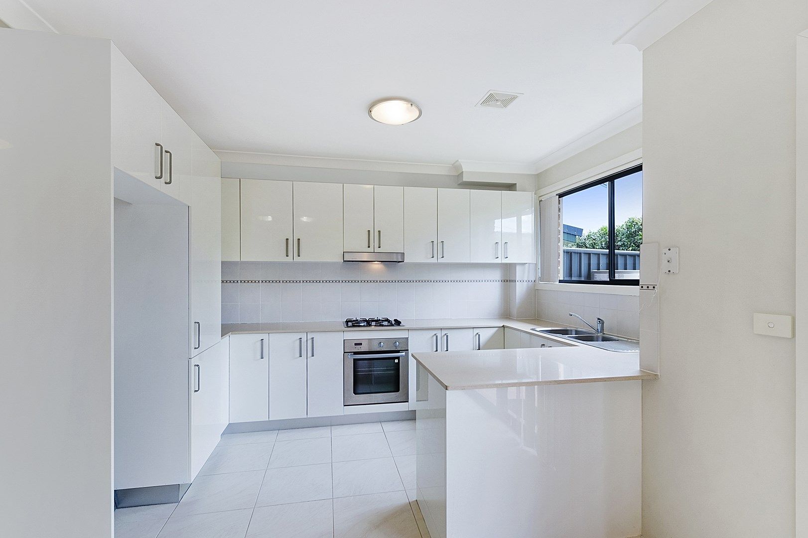 2/4-6 Crane Street, Castle Hill NSW 2154, Image 0