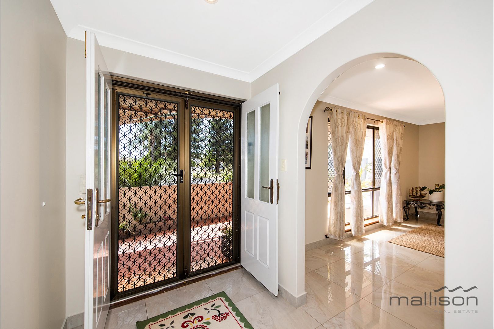 4 Tivella Court Willetton WA 6155 House For Rent Domain