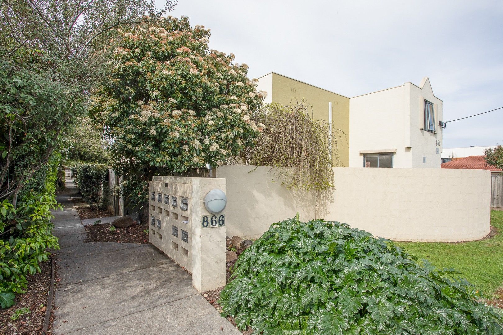 2 bedrooms House in 3/866 Pascoe Vale Road GLENROY VIC, 3046