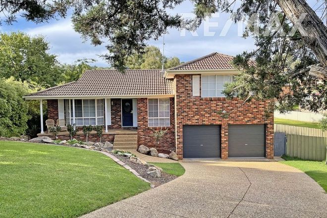 Picture of 9 Ellwood Close, BOURKELANDS NSW 2650