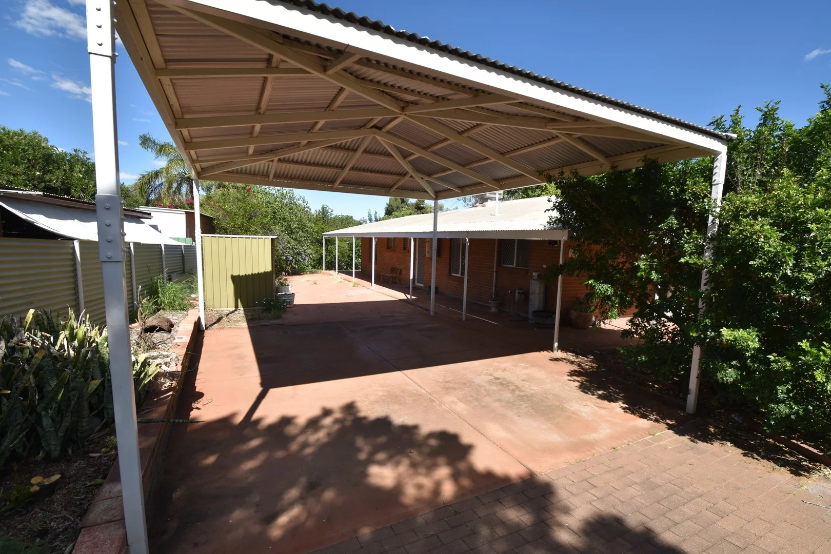 64 Kurrajong Drive, East Side NT 0870