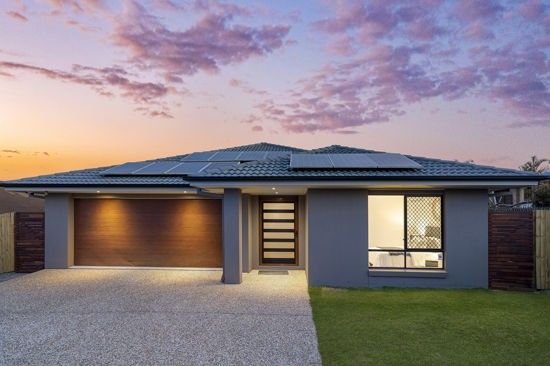 4 bedrooms House in 32 Khoo Pl CALAMVALE QLD, 4116