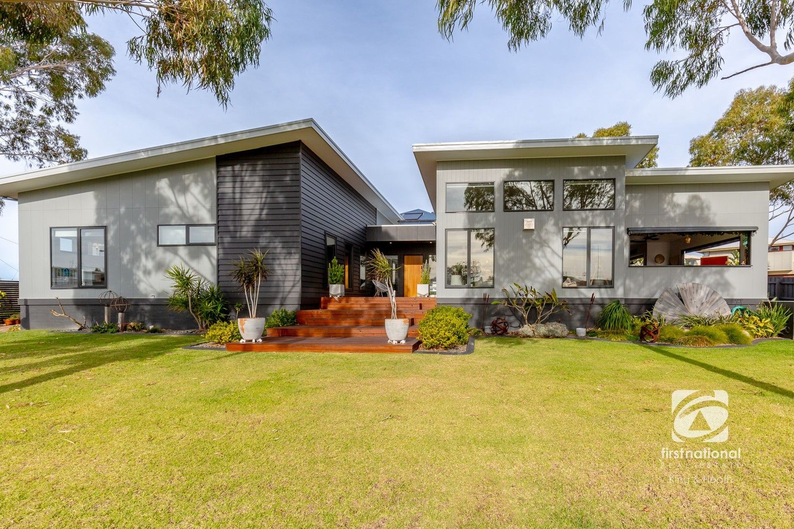 2 The Point, Paynesville VIC 3880, Image 0