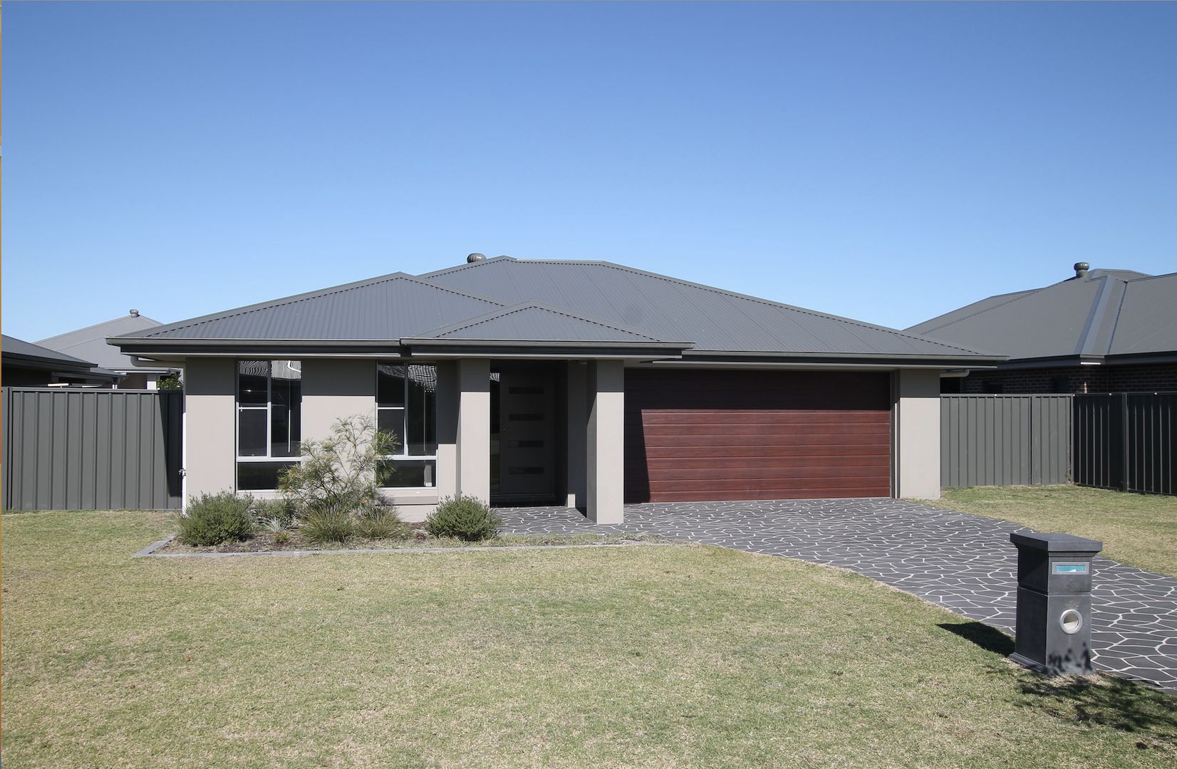 4 bedrooms House in 4 Water Street FERN BAY NSW, 2295