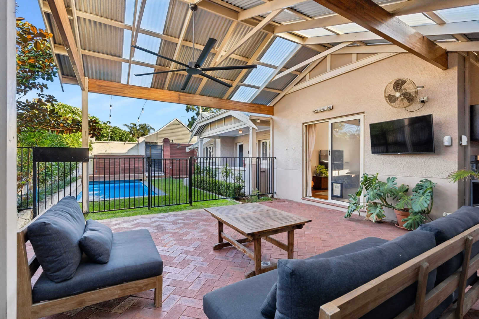 Additional image 2 of 165A Berwick St, Victoria Park WA 6100