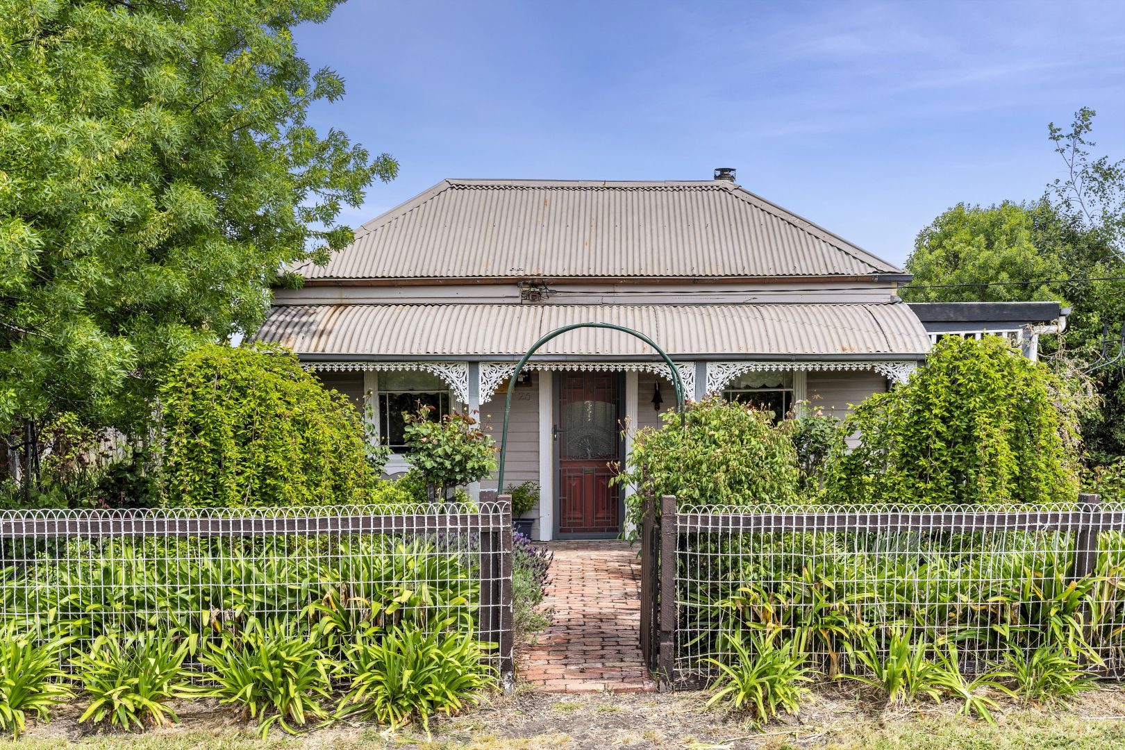 26 Canterbury Street, Clunes VIC 3370, Image 1