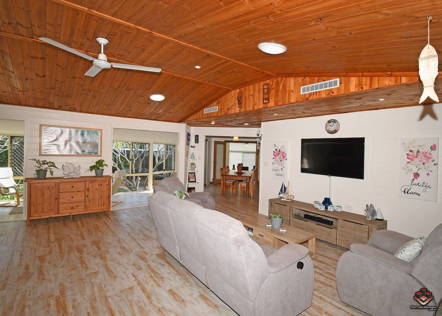 Point Vernon QLD 4655 3 beds house for Rent, 740 16463860 Domain