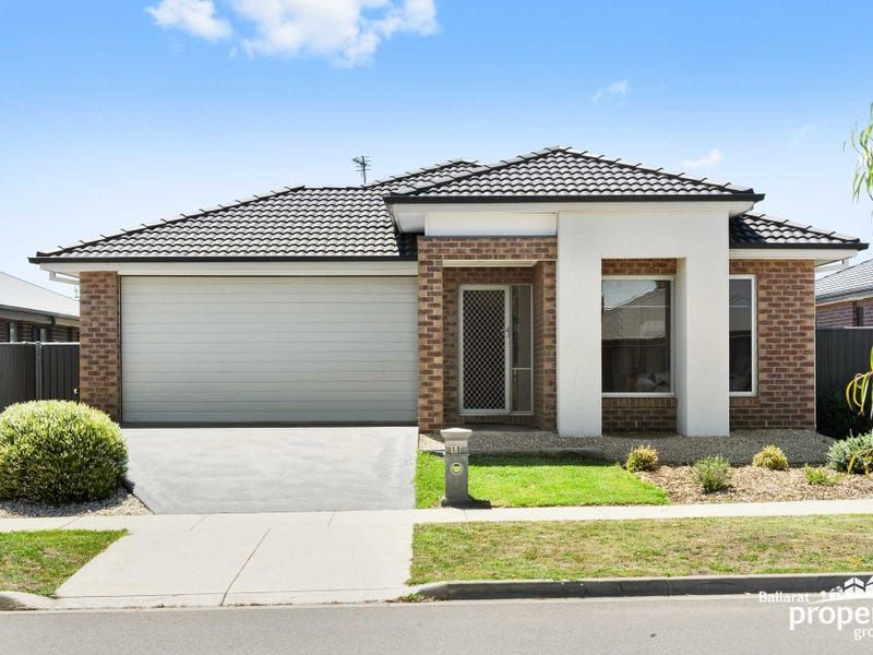 4 bedrooms House in 11 Holgate Road LUCAS VIC, 3350
