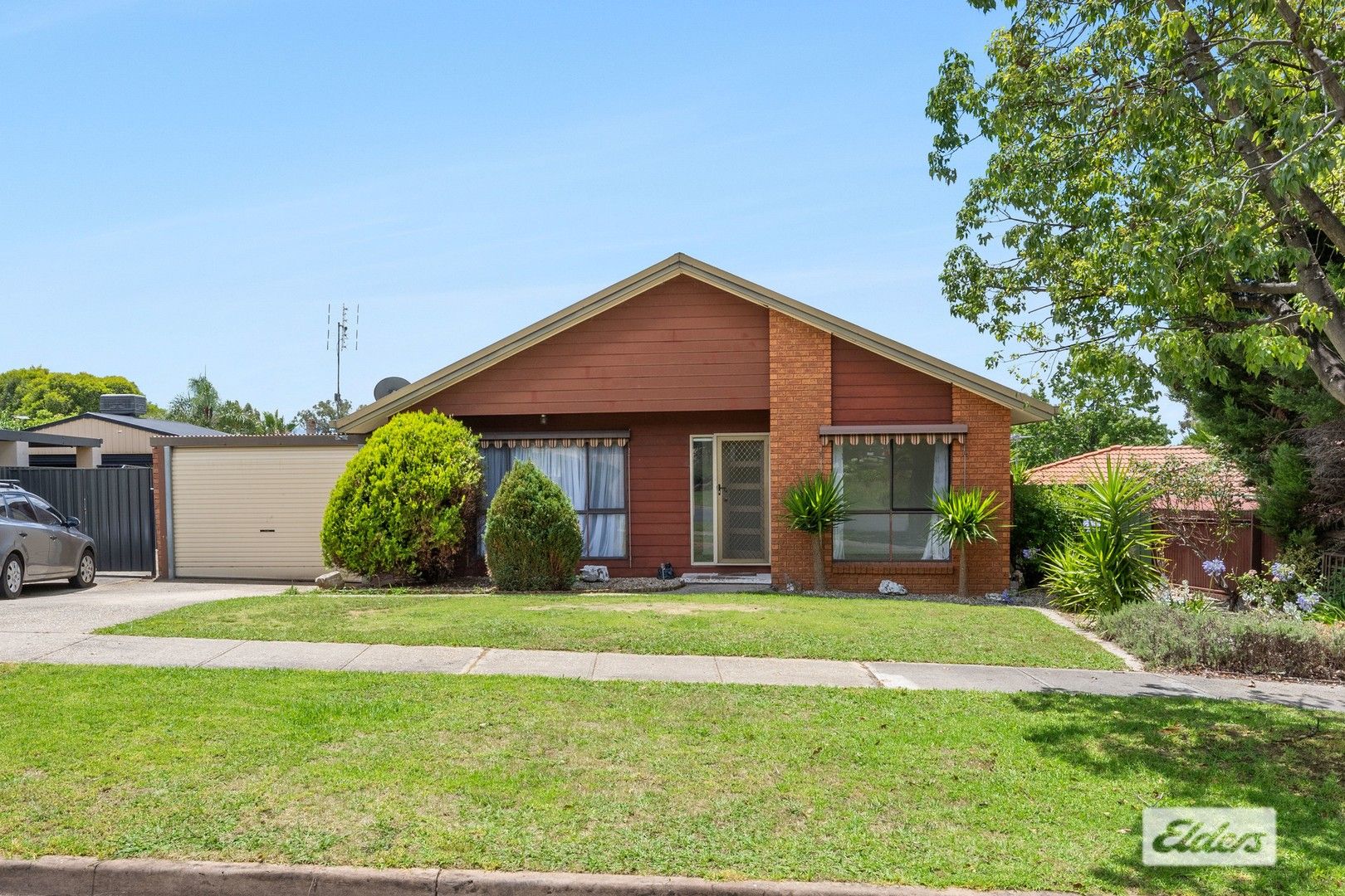 2 Bruce Street, Wodonga VIC 3690, Image 0