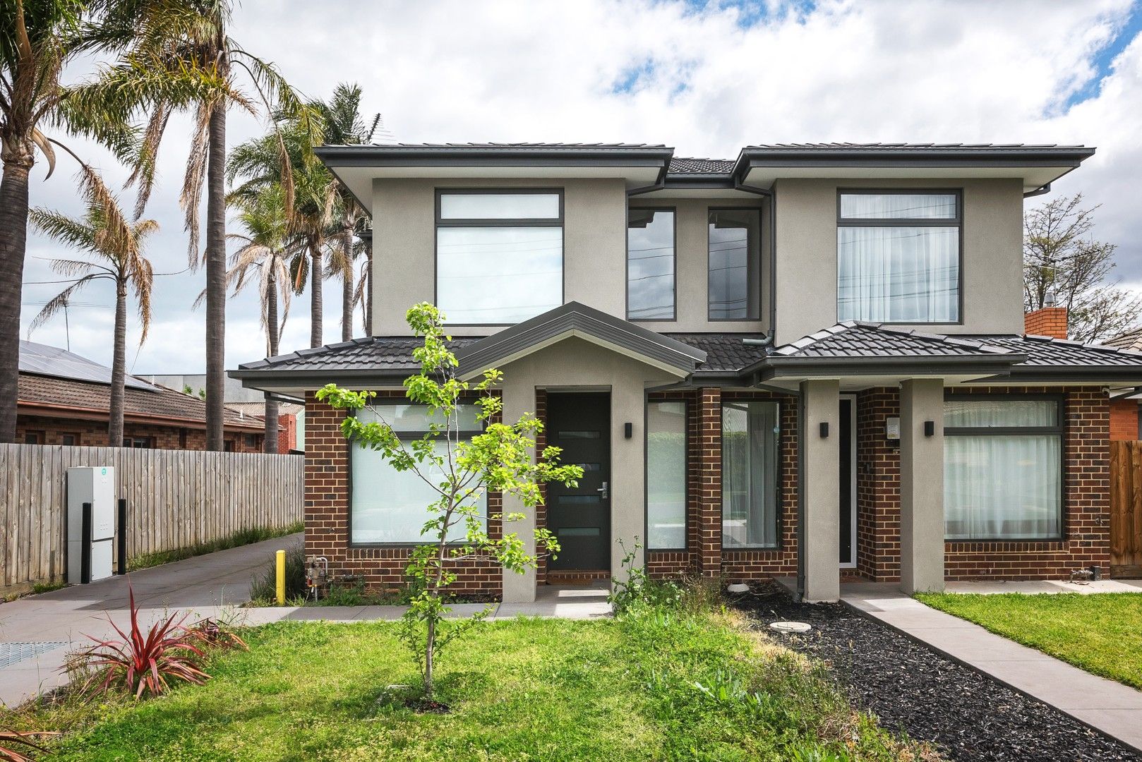 2 bedrooms Apartment / Unit / Flat in 2/41 Colin Road OAKLEIGH SOUTH VIC, 3167