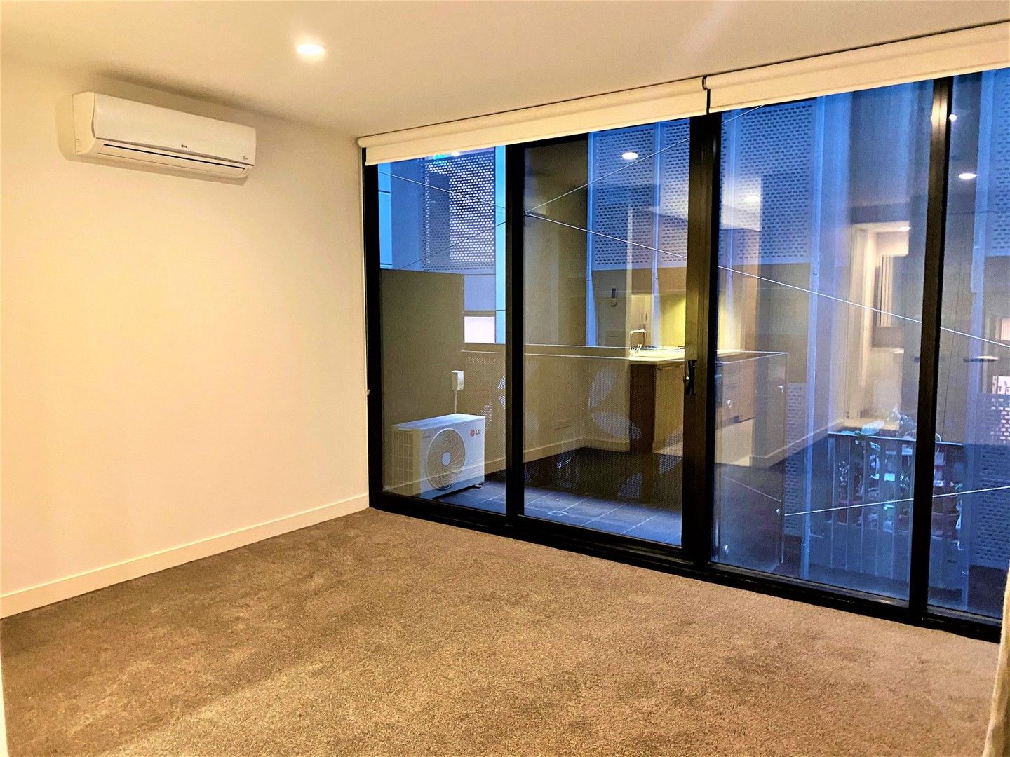 1 bedrooms Apartment / Unit / Flat in 311/97 Flemington Road NORTH MELBOURNE VIC, 3051