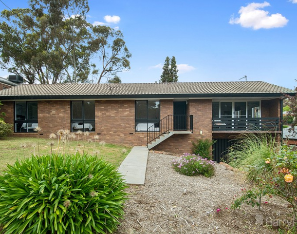 38 Friswell Avenue, Flora Hill VIC 3550