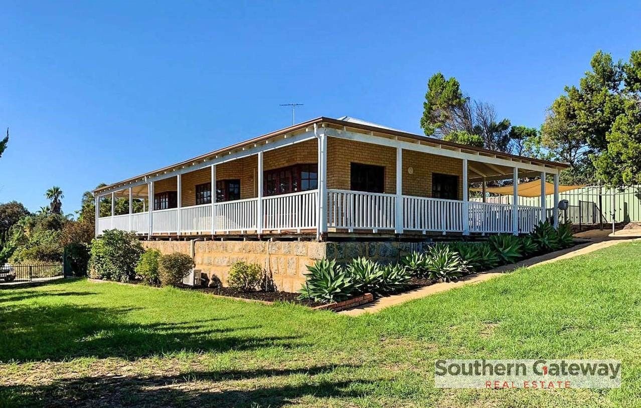 10 Jade Court, Singleton WA 6175 House For Rent 630 Domain