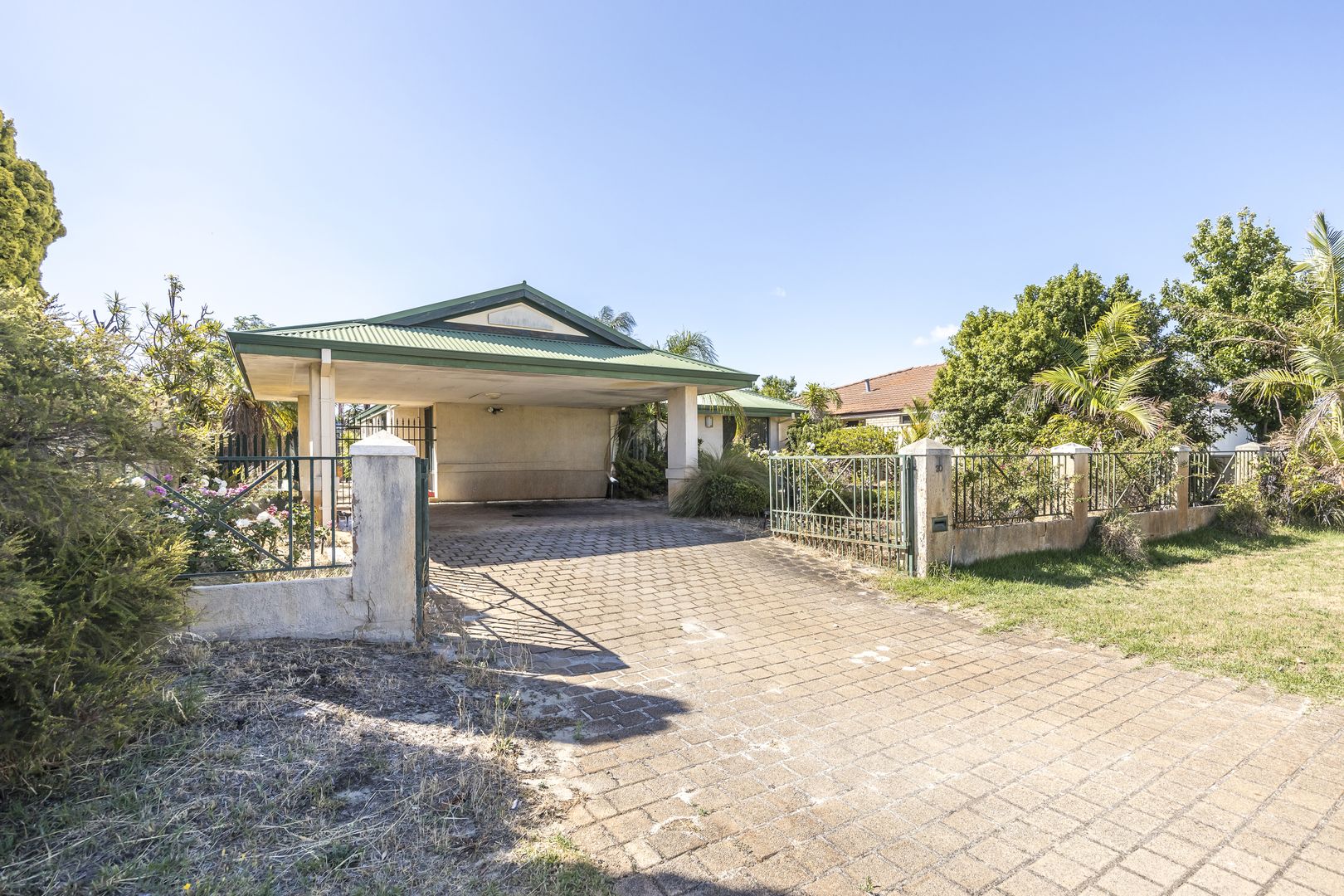 20 Stradbroke Place, Ballajura WA 6066, Image 2