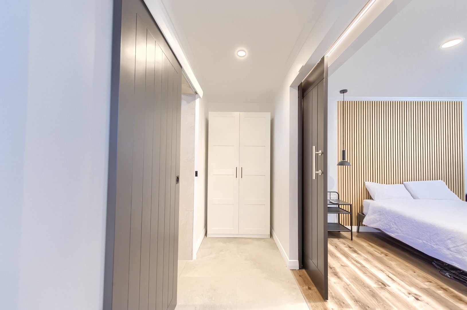 1 bedrooms Apartment / Unit / Flat in 1/65 Buderim Avenue Of MOOLOOLABA QLD, 4557