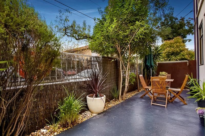 2 bedrooms Apartment / Unit / Flat in 1/41 Scott Street ELWOOD VIC, 3184