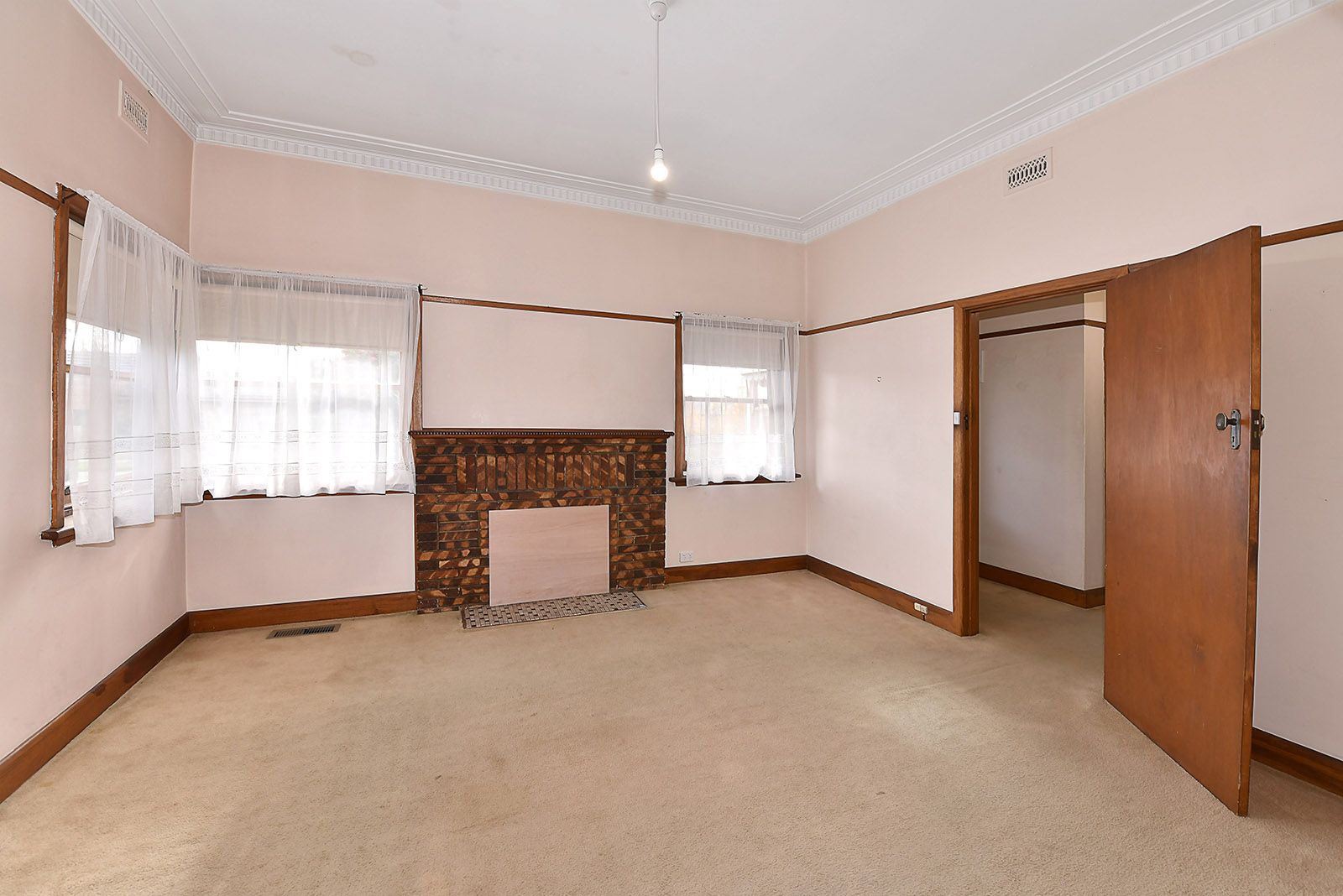 2 Albion Street, Essendon VIC 3040, Image 1