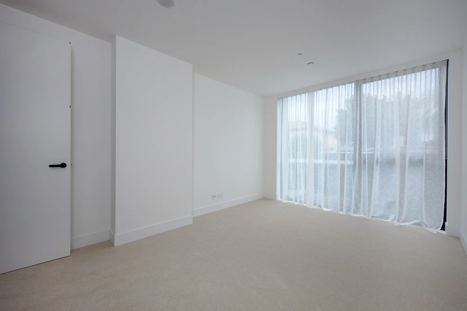 Additional image 7 of 2/82 Holyrood Street, Hampton VIC 3188