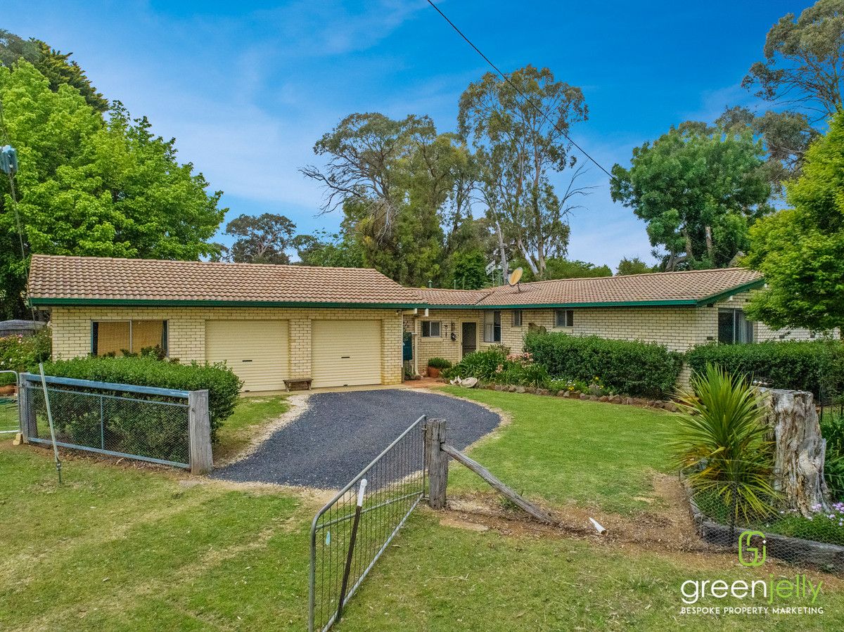 32 Mulligans Lane, Armidale NSW 2350, Image 2