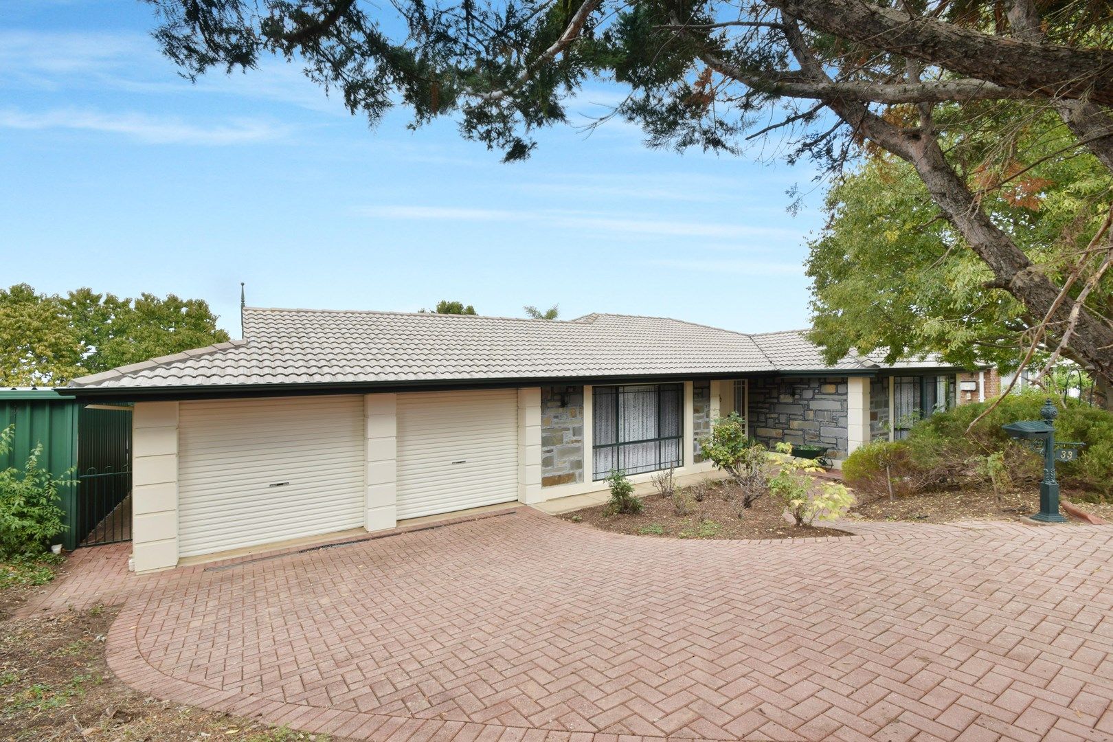 33 Siegersdorf Crescent, Old Reynella SA 5161, Image 0