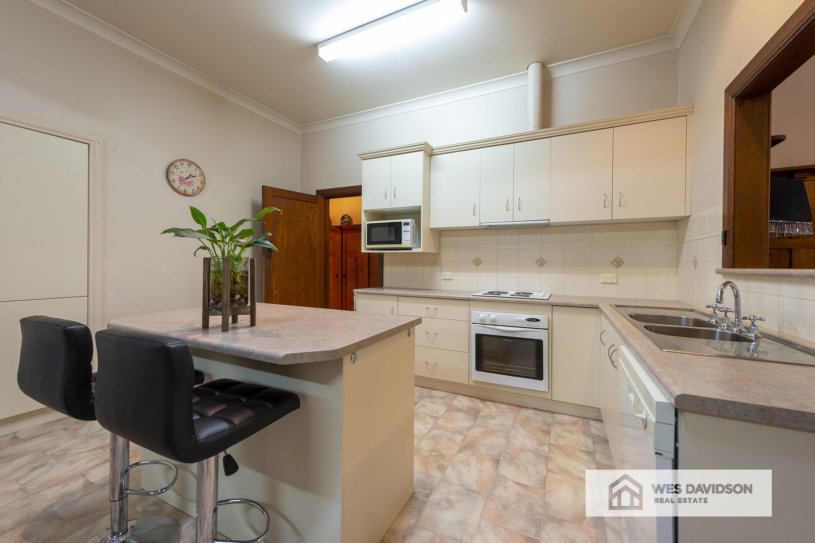 1 Roberts Avenue, Horsham VIC 3400, Image 1