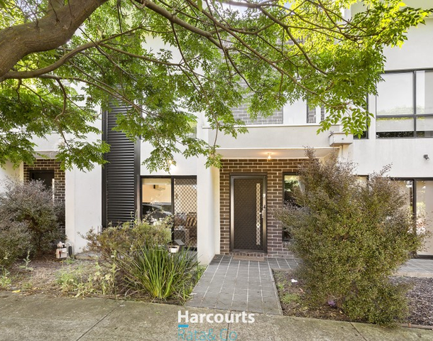 17 Huntingfield Street, Craigieburn VIC 3064