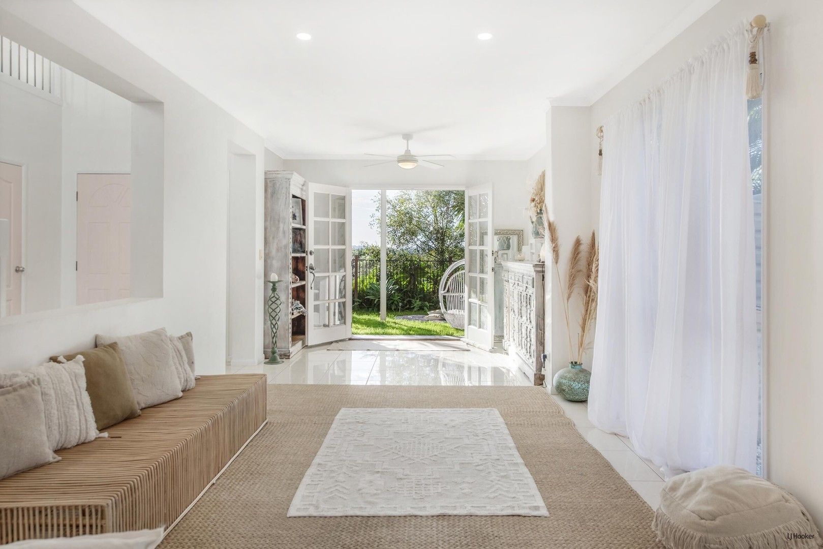 4 bedrooms House in 3A Wilkinson Crescent CURRUMBIN WATERS QLD, 4223