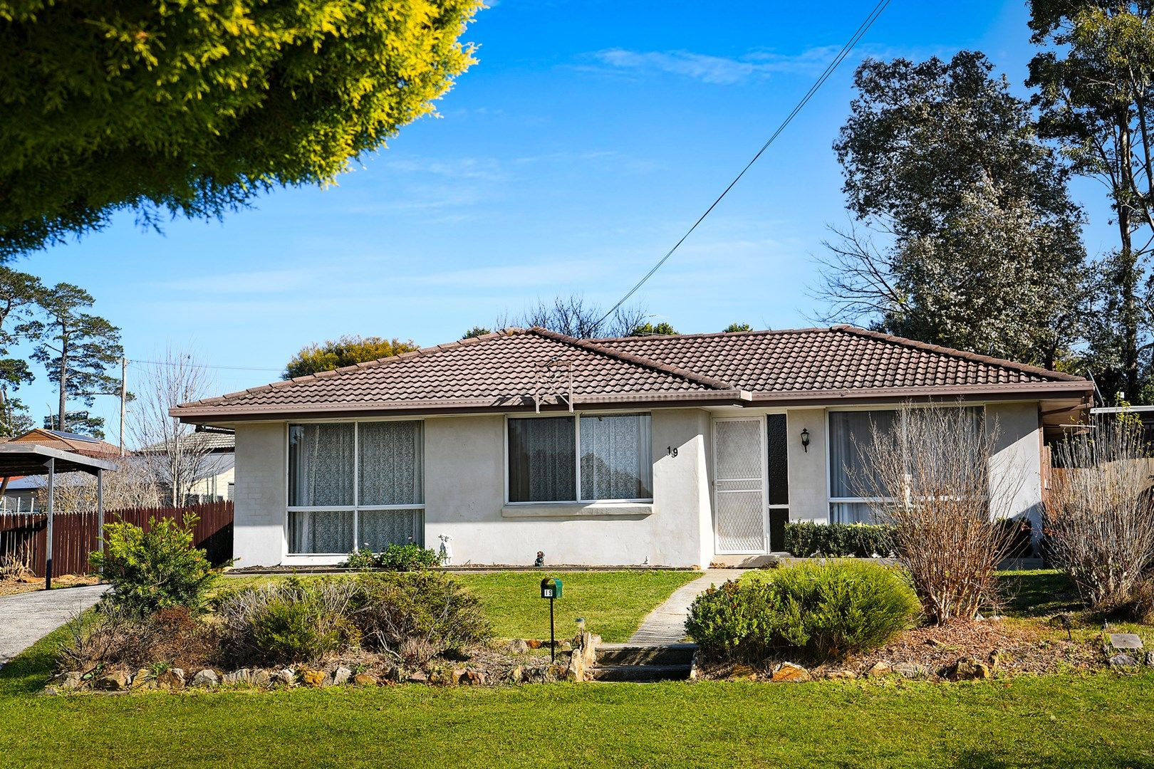 19 Roe Street, Moss Vale NSW 2577, Image 0