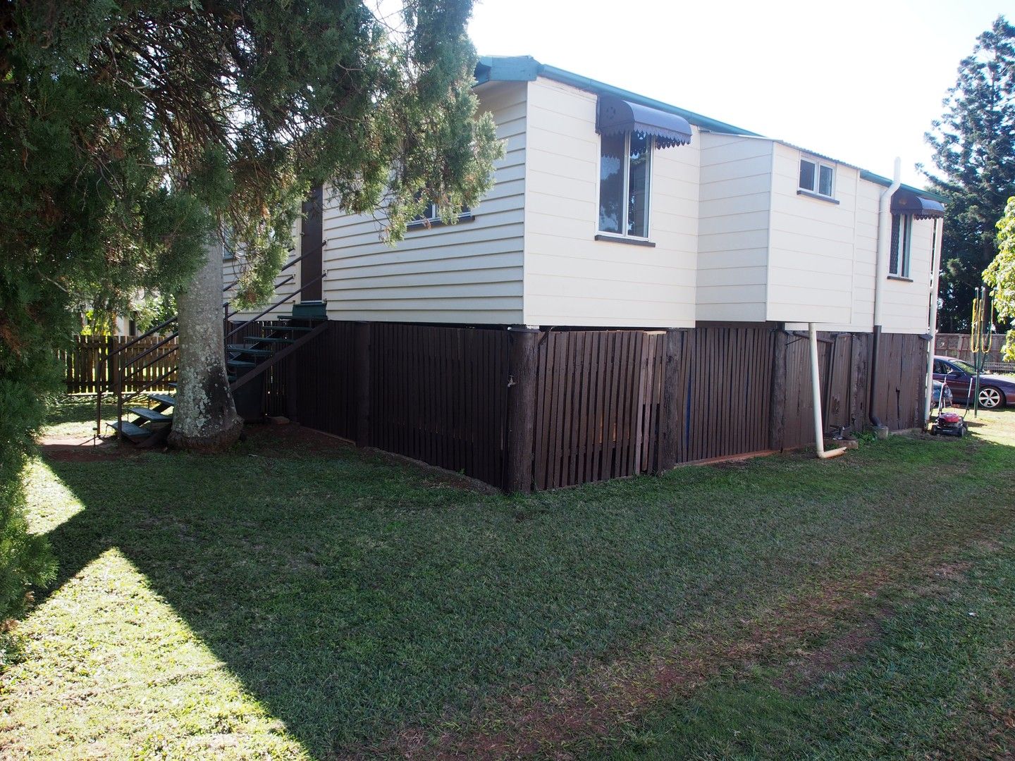 4 bedrooms House in 5 Churchill Street CHILDERS QLD, 4660