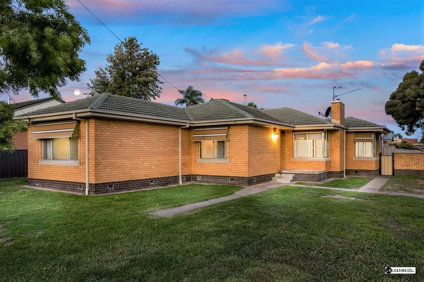 492 Parnall Street, Lavington NSW 2641