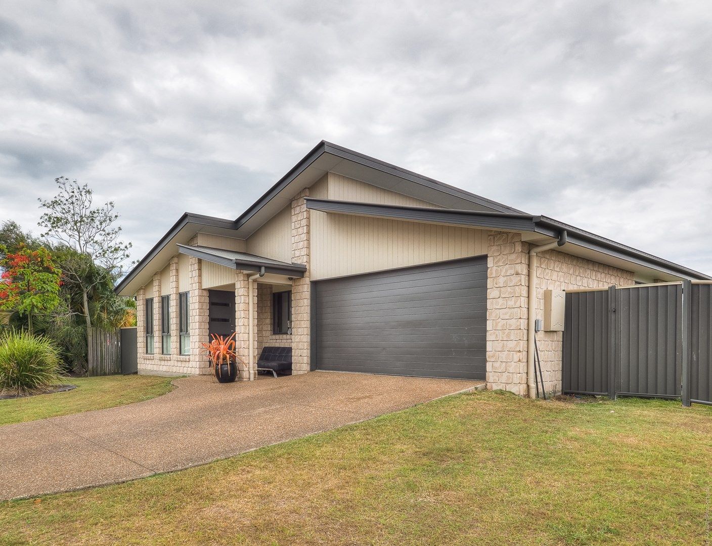 1 YACHT CLOSE, Point Vernon QLD 4655, Image 0