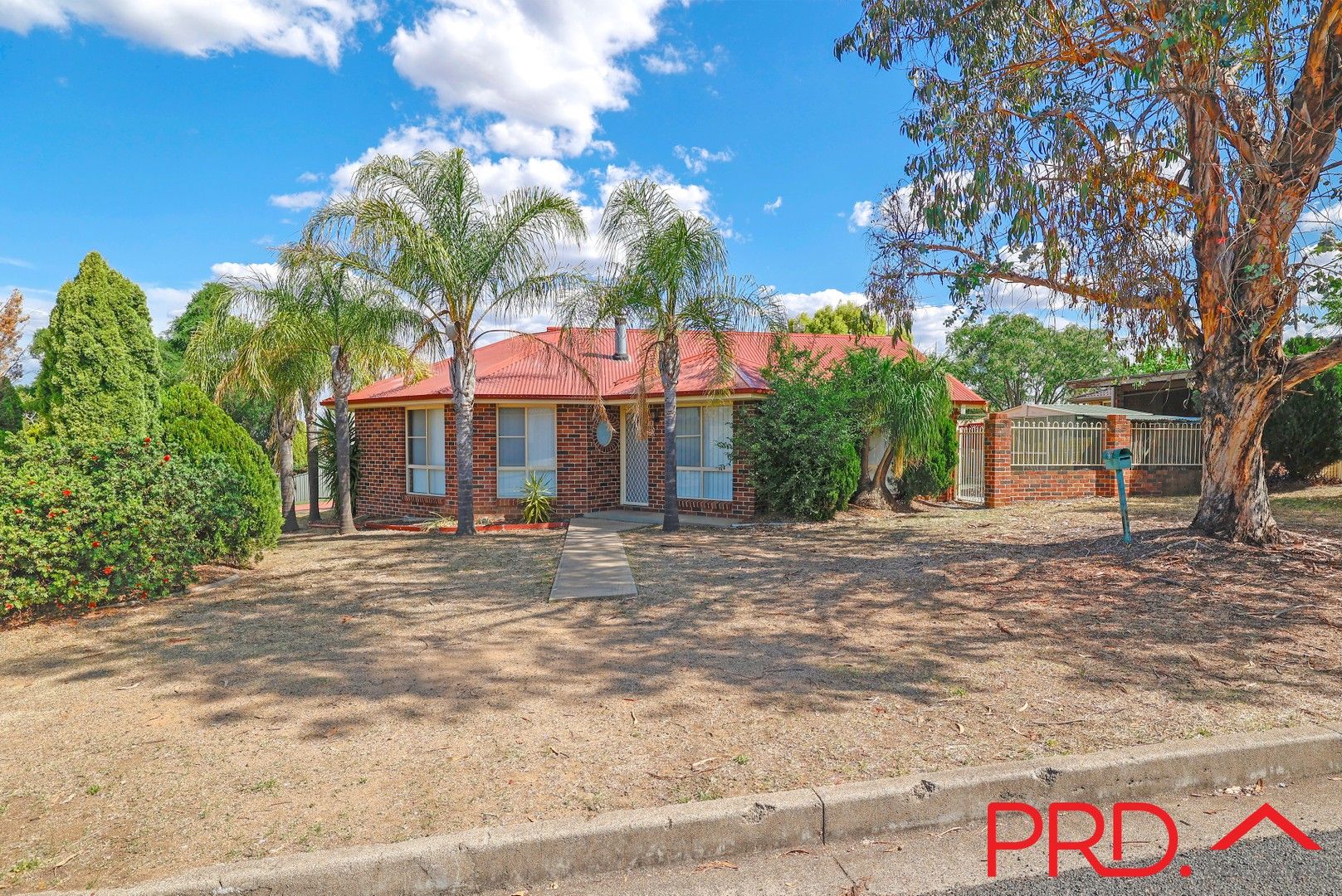 4 bedrooms House in 43 Allawah Street TAMWORTH NSW, 2340
