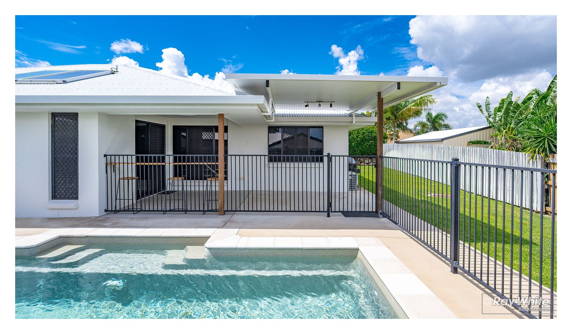 25 Laird Avenue, Norman Gardens QLD 4701, Image 1