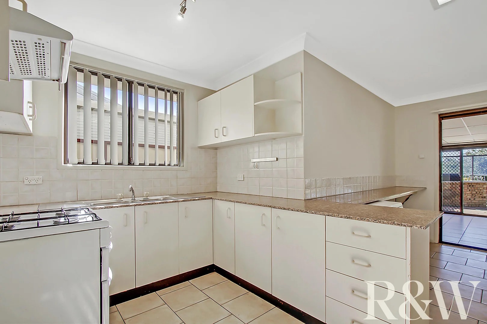 Additional image 3 of 75 Dryden Avenue, Oakhurst NSW 2761