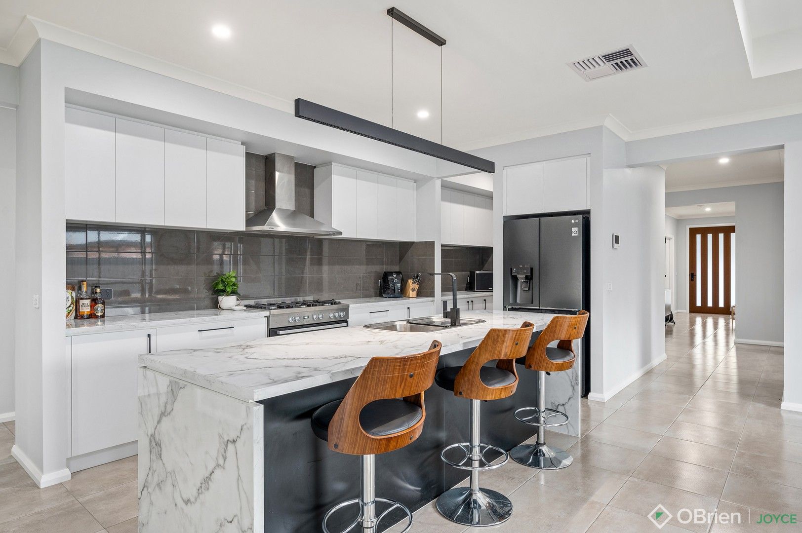 10 Sanctuary Court, Wangaratta VIC 3677 Domain