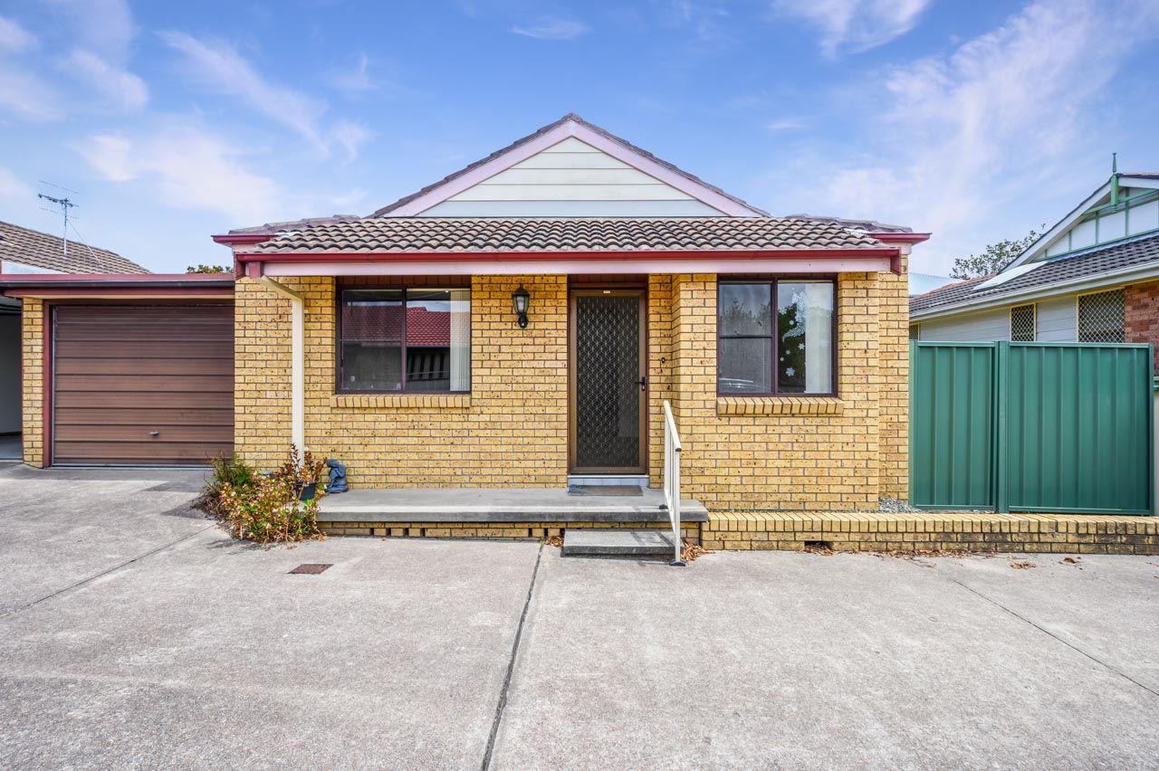 2 bedrooms Apartment / Unit / Flat in 4/17 Oxford Street NEW LAMBTON NSW, 2305