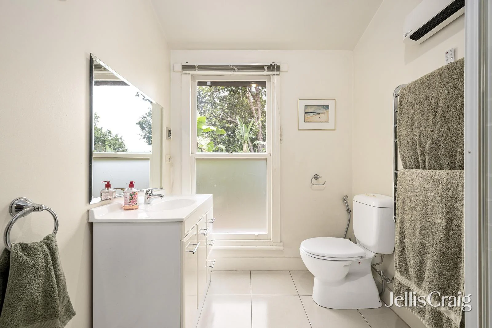 Additional image 10 of 55 English Street, Seville VIC 3139