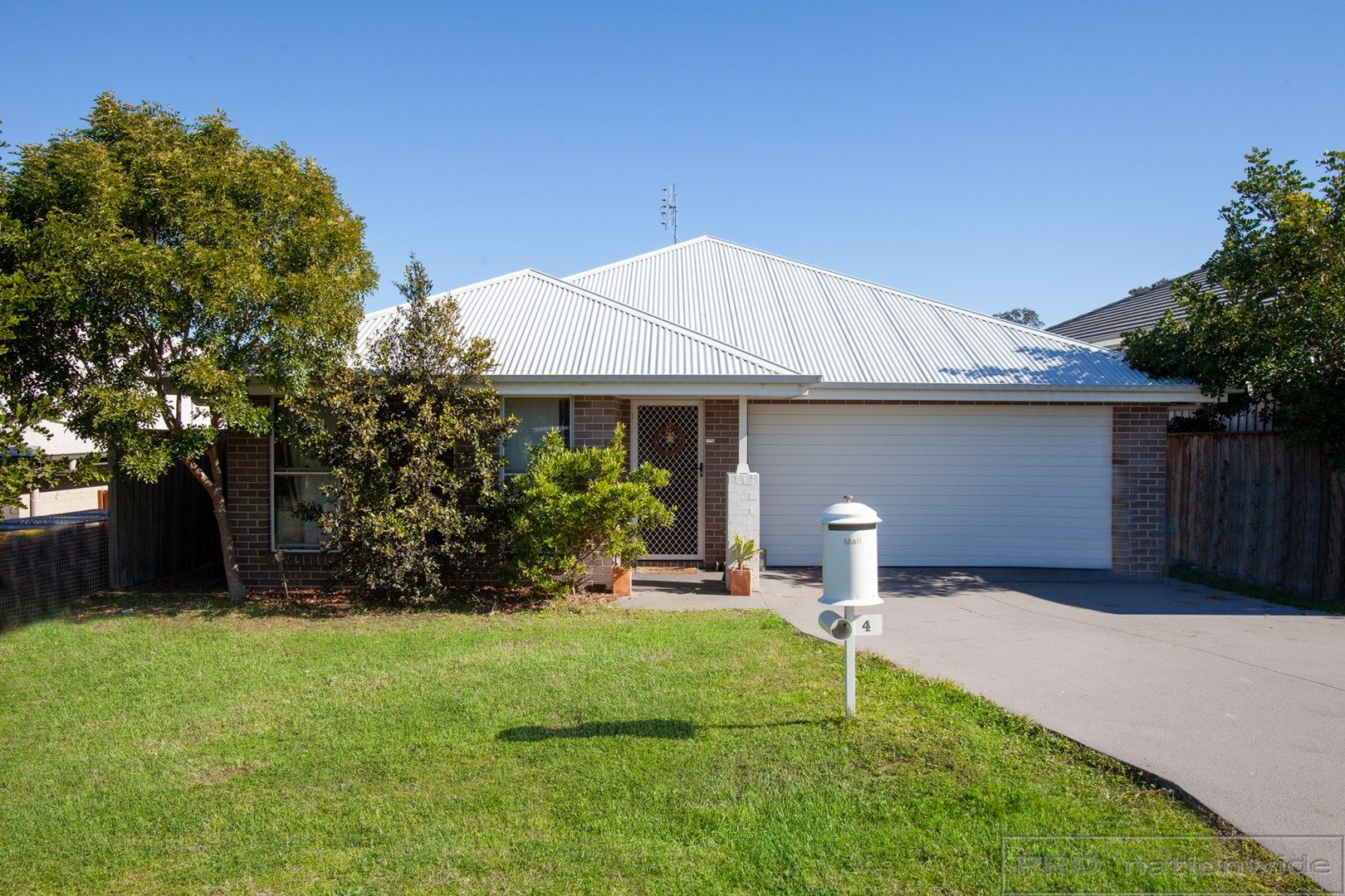 4 Oystercatcher Street, Aberglasslyn NSW 2320, Image 0